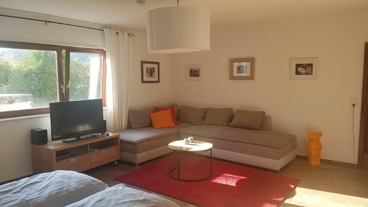 Apartment An der Weinstraße Oberotterbach Exterior foto