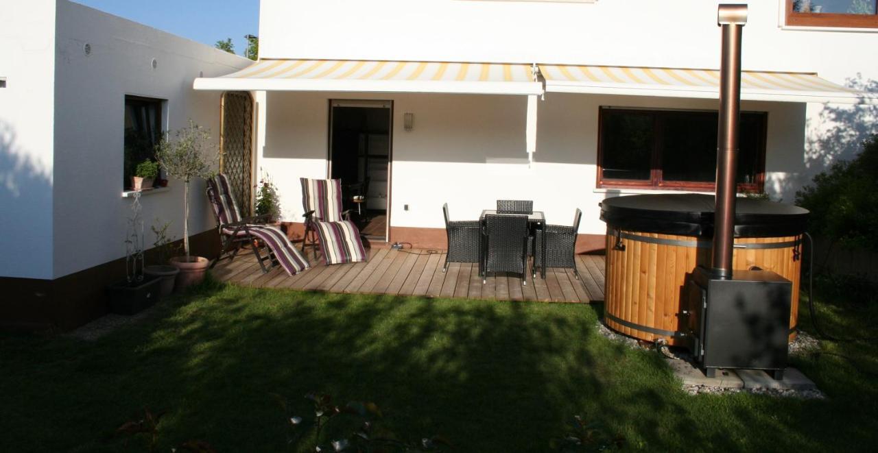 Apartment An der Weinstraße Oberotterbach Exterior foto